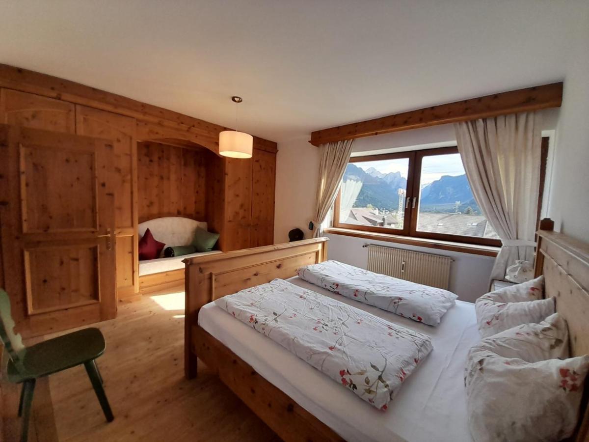 Apartment Lazzeri Toblach Exteriör bild