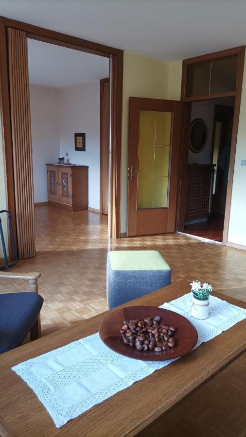 Apartment Lazzeri Toblach Exteriör bild