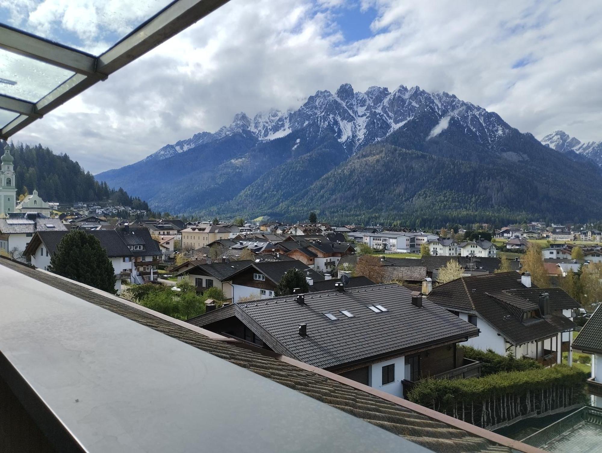 Apartment Lazzeri Toblach Exteriör bild